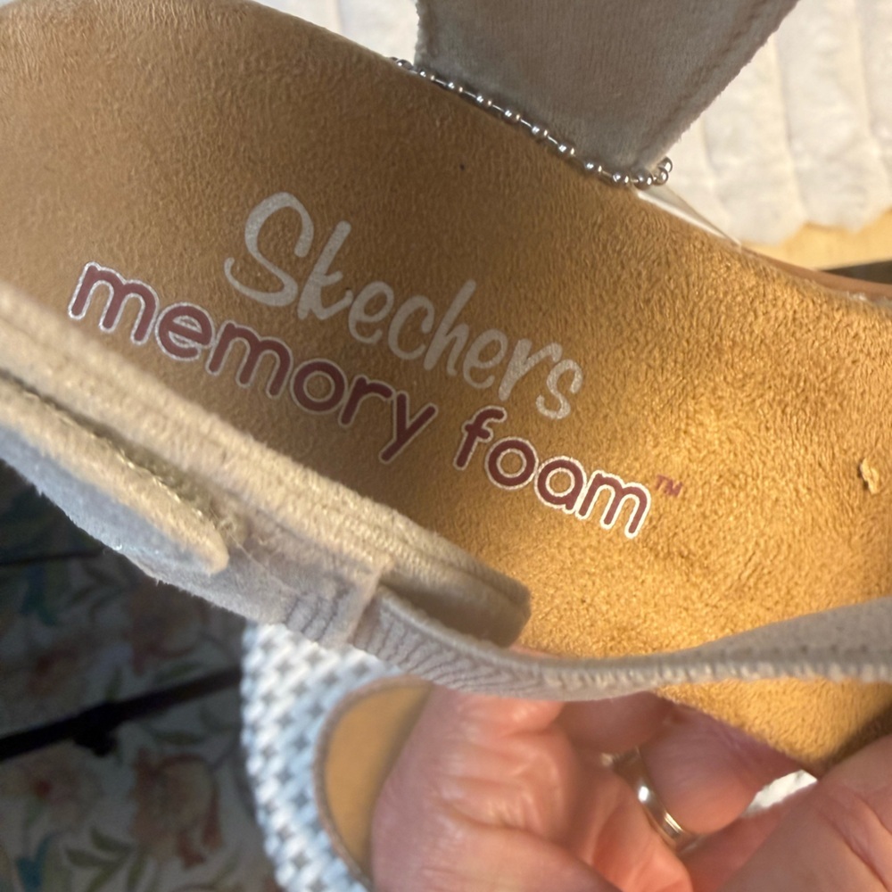 NWT Skechers Cali Beverly Summer Cove Wedge Sandals Tan 6.5 - Picture 11 of 14